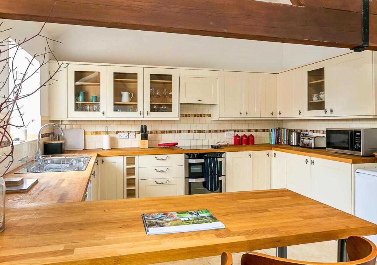 Glyme Flat - Peaceful Country Retreat! Lägenhet Chipping Norton Exteriör bild